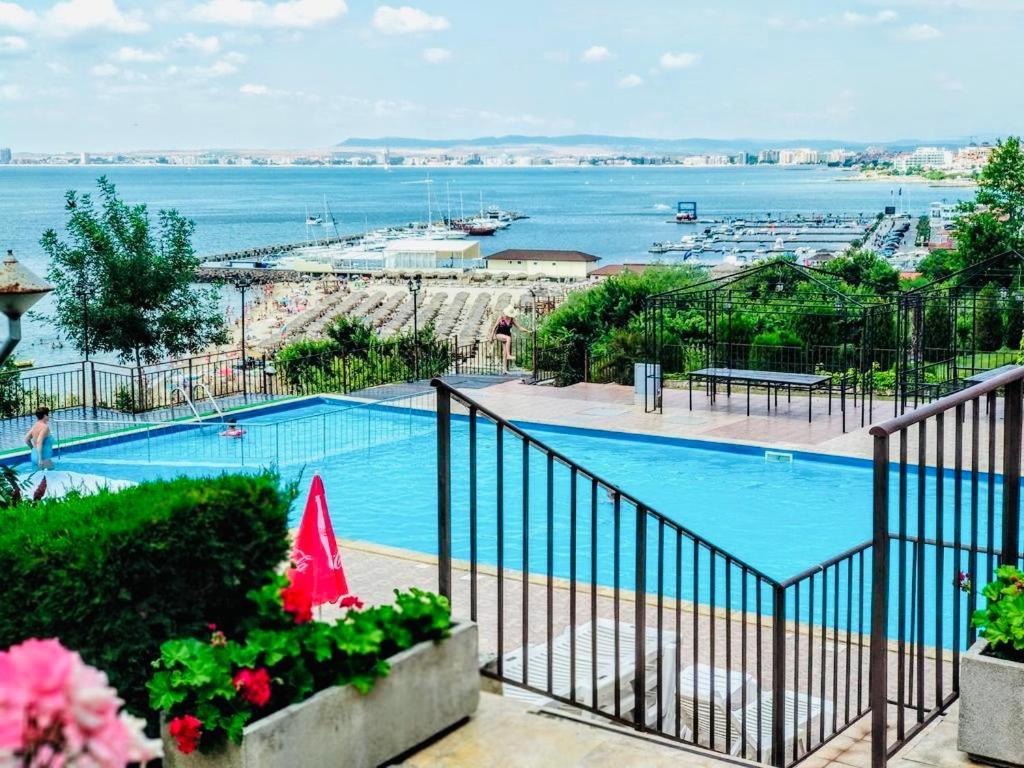 Dolce Vita Sea View Apartment Sveti Vlas Exterior foto